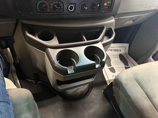 2011 Ford E-Series E-250