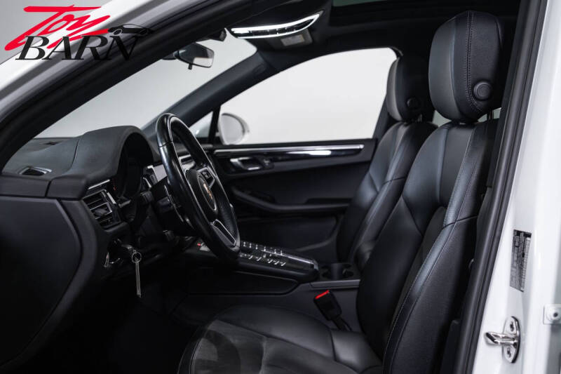 2021 Porsche Macan