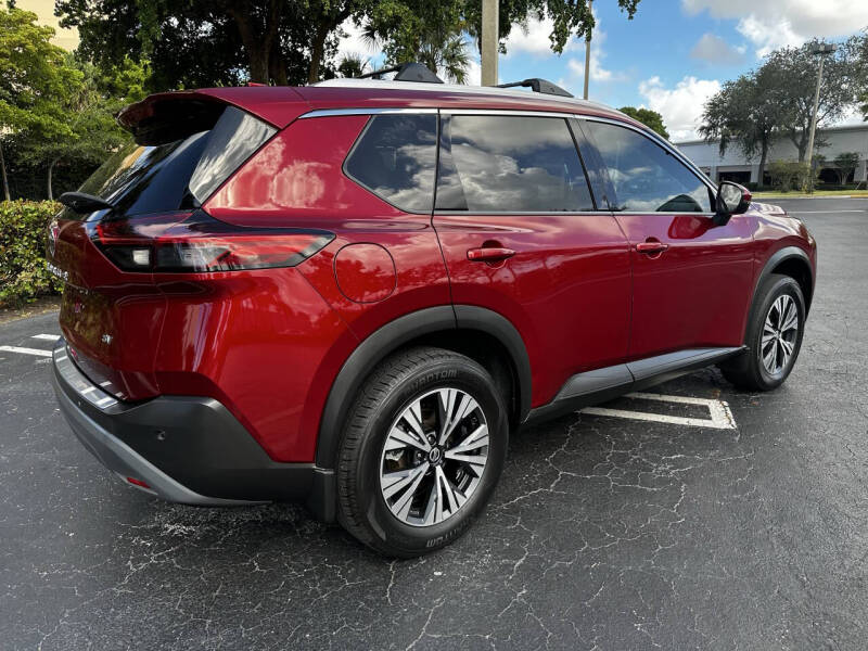 2021 Nissan Rogue SV