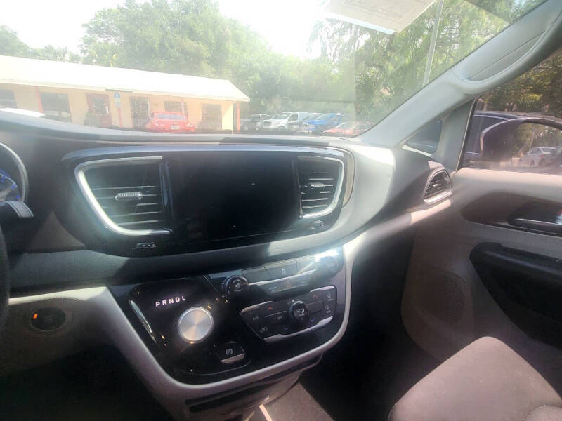 2017 Chrysler Pacifica Touring