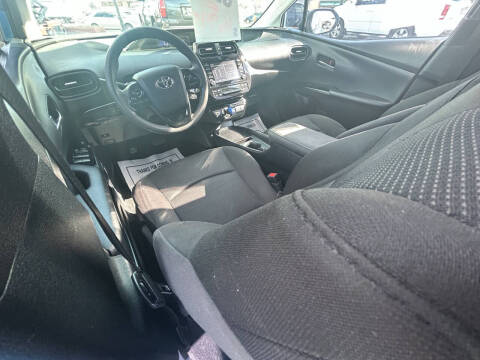 2021 Toyota Prius L Eco