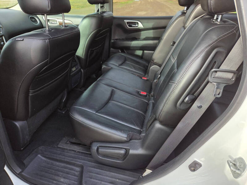 2013 Nissan Pathfinder SL