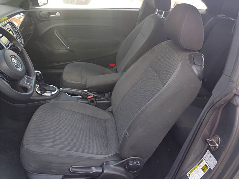 2013 Volkswagen Beetle 2.5L Entry PZEV