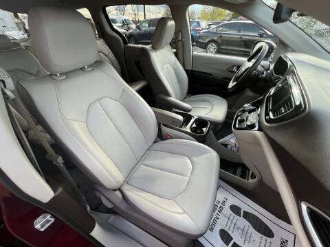 2021 Chrysler Voyager LXi