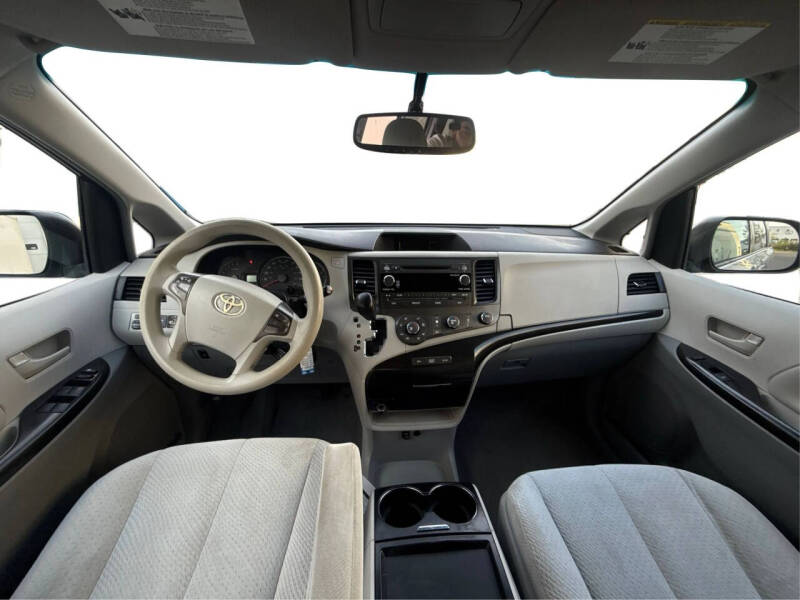 2011 Toyota Sienna