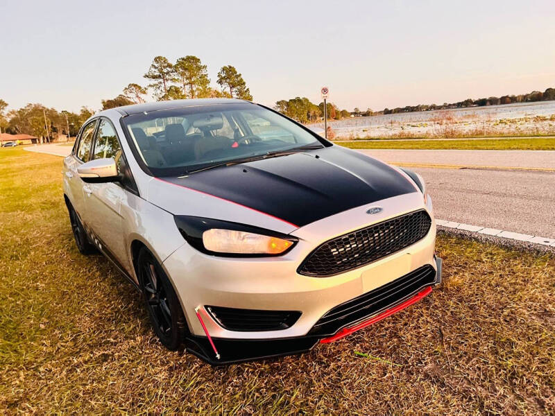 2016 Ford Focus SE photo 6