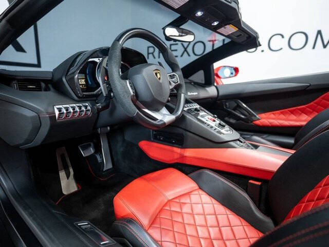 2016 Lamborghini n/a