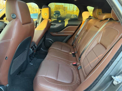 2018 Jaguar F-PACE S