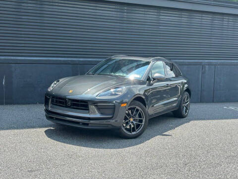 2026 Porsche Macan T
