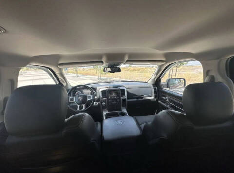 2016 RAM 1500 Laramie