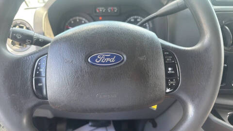 2014 Ford E-Series E-350 SD