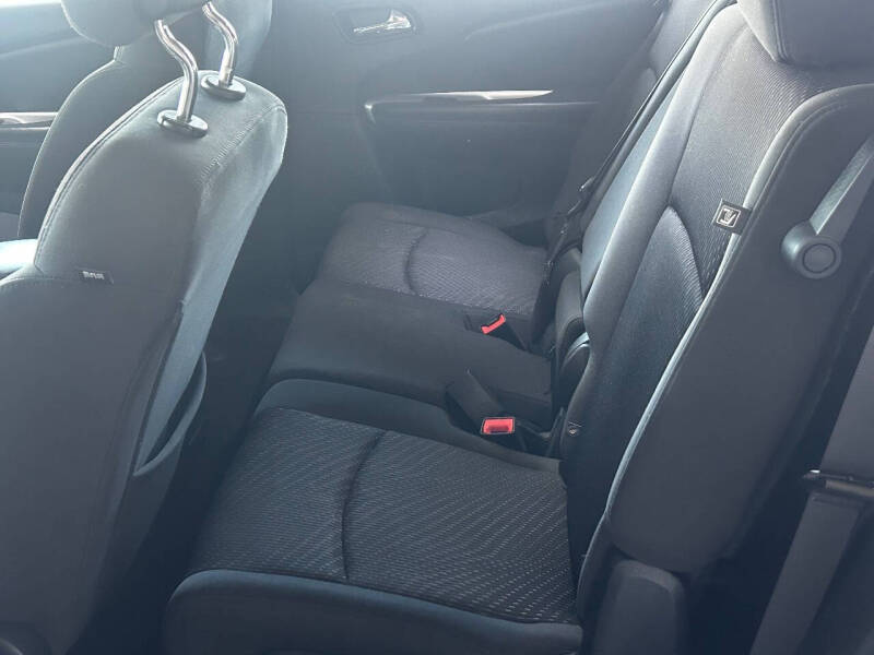 2018 Dodge Journey SXT - Photo 7