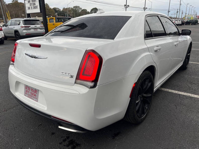 2019 Chrysler 300 S