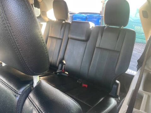 2016 Chrysler Town and Country Touring