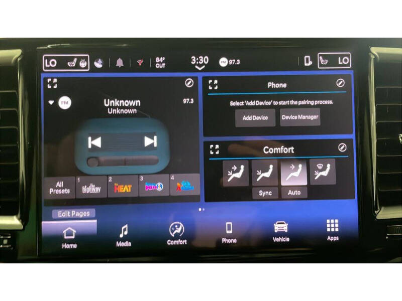 2025 Chrysler Pacifica Select
