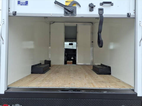 2025 Chevrolet Express 3500