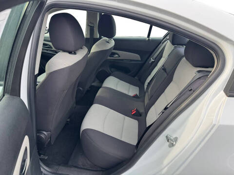 2014 Chevrolet Cruze LS Auto