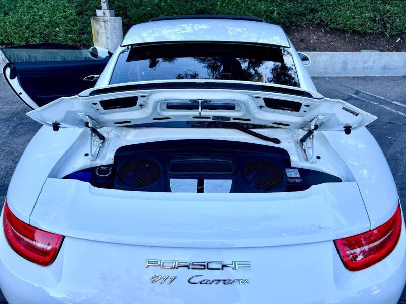 2013 Porsche 911 Carrera