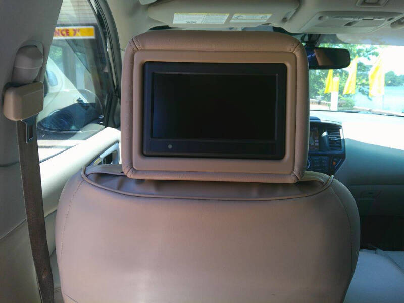 2014 Nissan Pathfinder Platinum