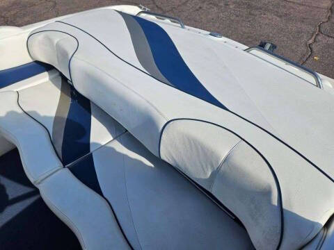 1998 Larson Boats Delta Conic