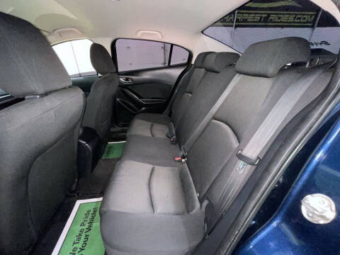 2018 Mazda MAZDA3 Sport