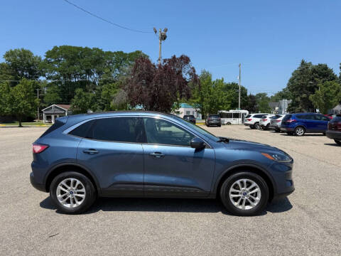 2020 Ford Escape SE