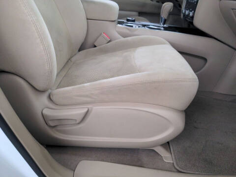 2013 Nissan Pathfinder SV