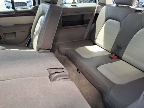 2004 Ford Explorer Eddie Bauer