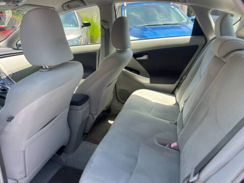 2010 Toyota Prius II