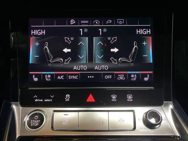 2023 Audi e-tron quattro Premium Plus