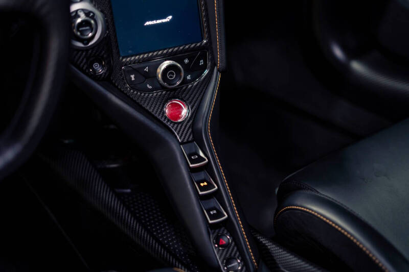 2021 McLaren 765LT