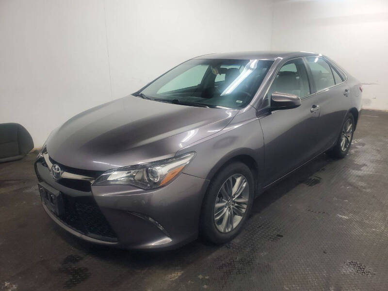 Toyota Camry's photo