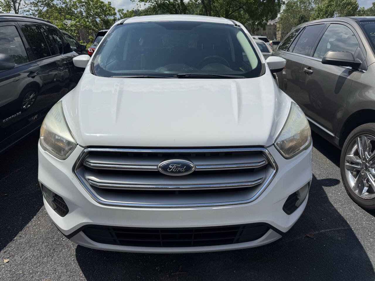 White 2017 Ford Escape SE AWD SE 4dr SUV 2