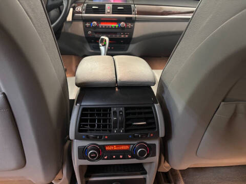 2008 BMW X5 4.8i
