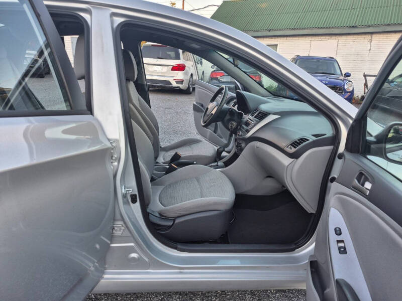 2015 Hyundai Accent GLS