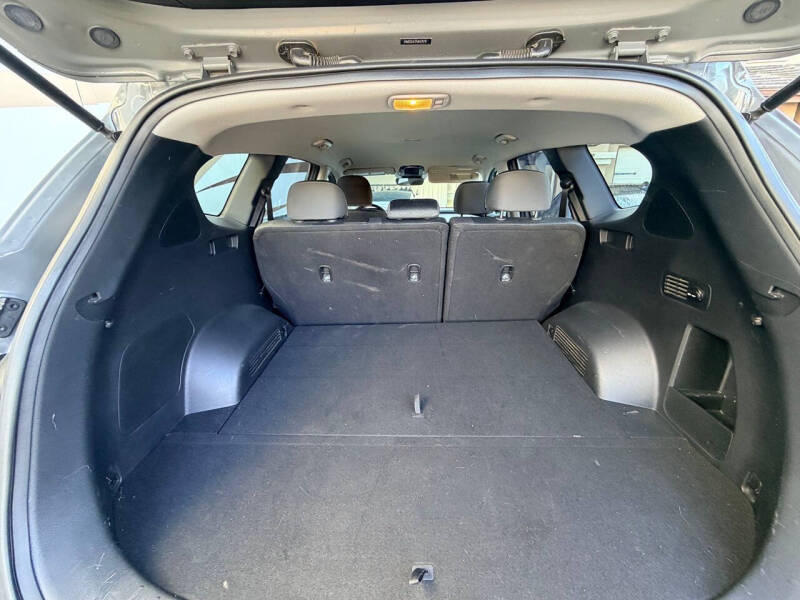 2021 Hyundai Santa Fe SE