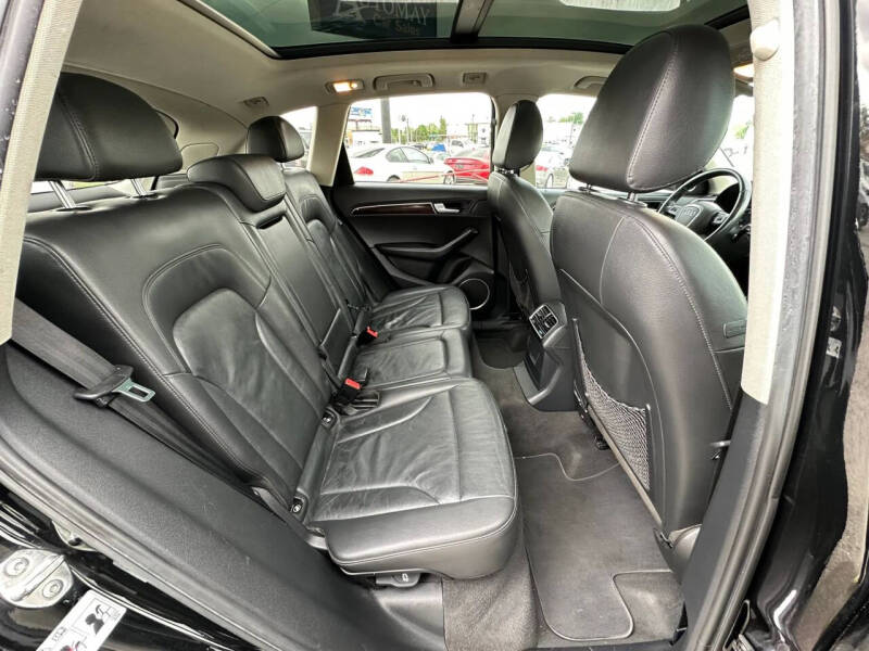 2012 Audi Q5 3.2 quattro Premium Plus