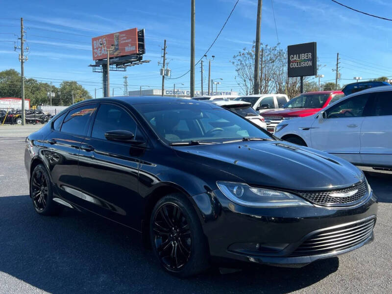 2017 Chrysler 200 Touring