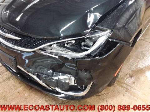 2020 Chrysler Pacifica Touring L