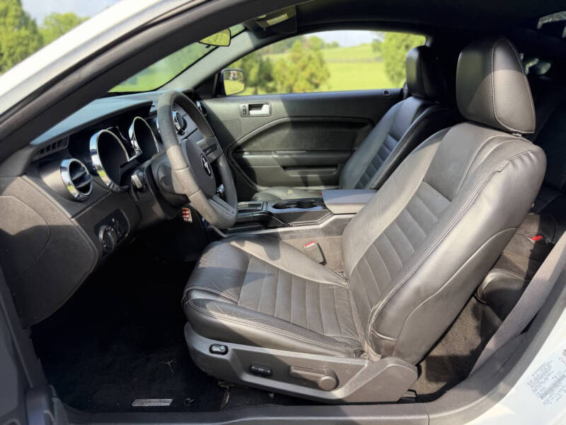 2007 Ford Mustang GT Deluxe