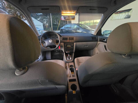 2005 Volkswagen Golf GL