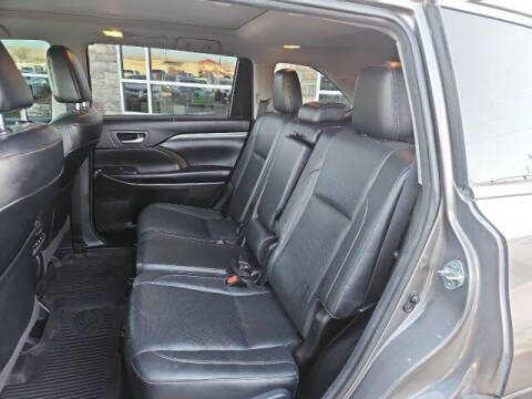 2017 Toyota Highlander Limited