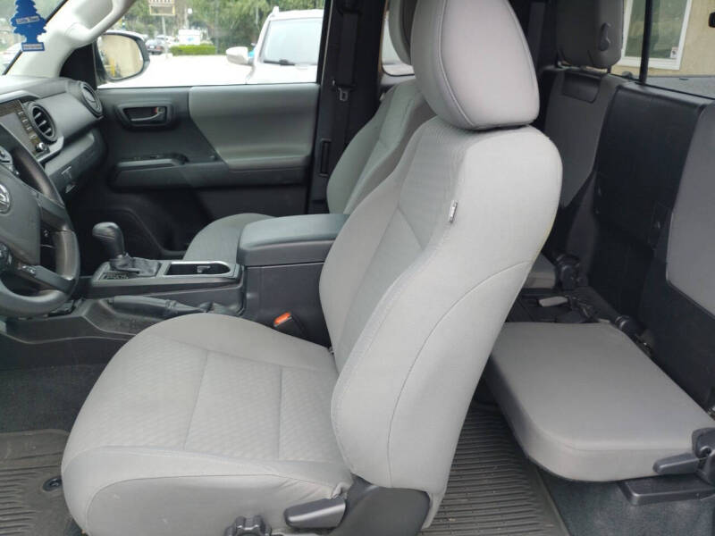 2023 Toyota Tacoma SR