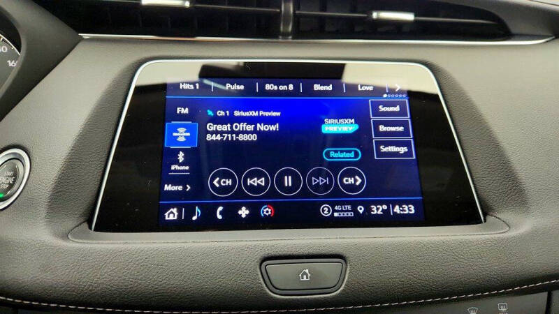 2022 Cadillac XT4 Luxury