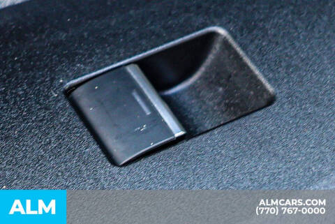 2025 Toyota Prius XLE