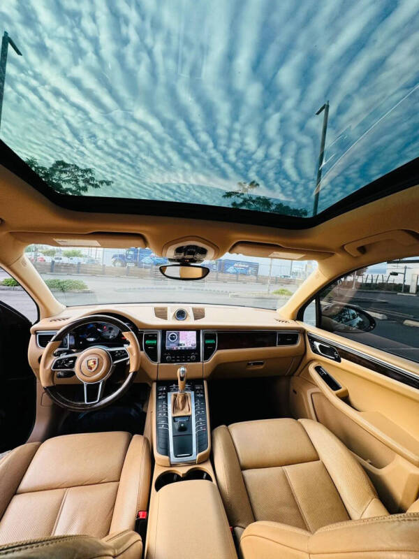 2017 Porsche Macan S