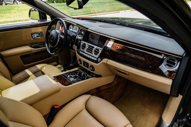 2017 Rolls-Royce Ghost