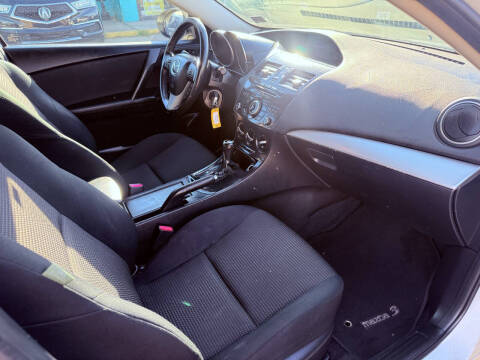 2012 Mazda MAZDA3 i Touring