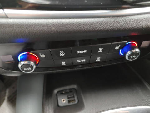 2020 Buick Enclave Essence