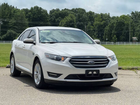 2016 Ford Taurus SEL